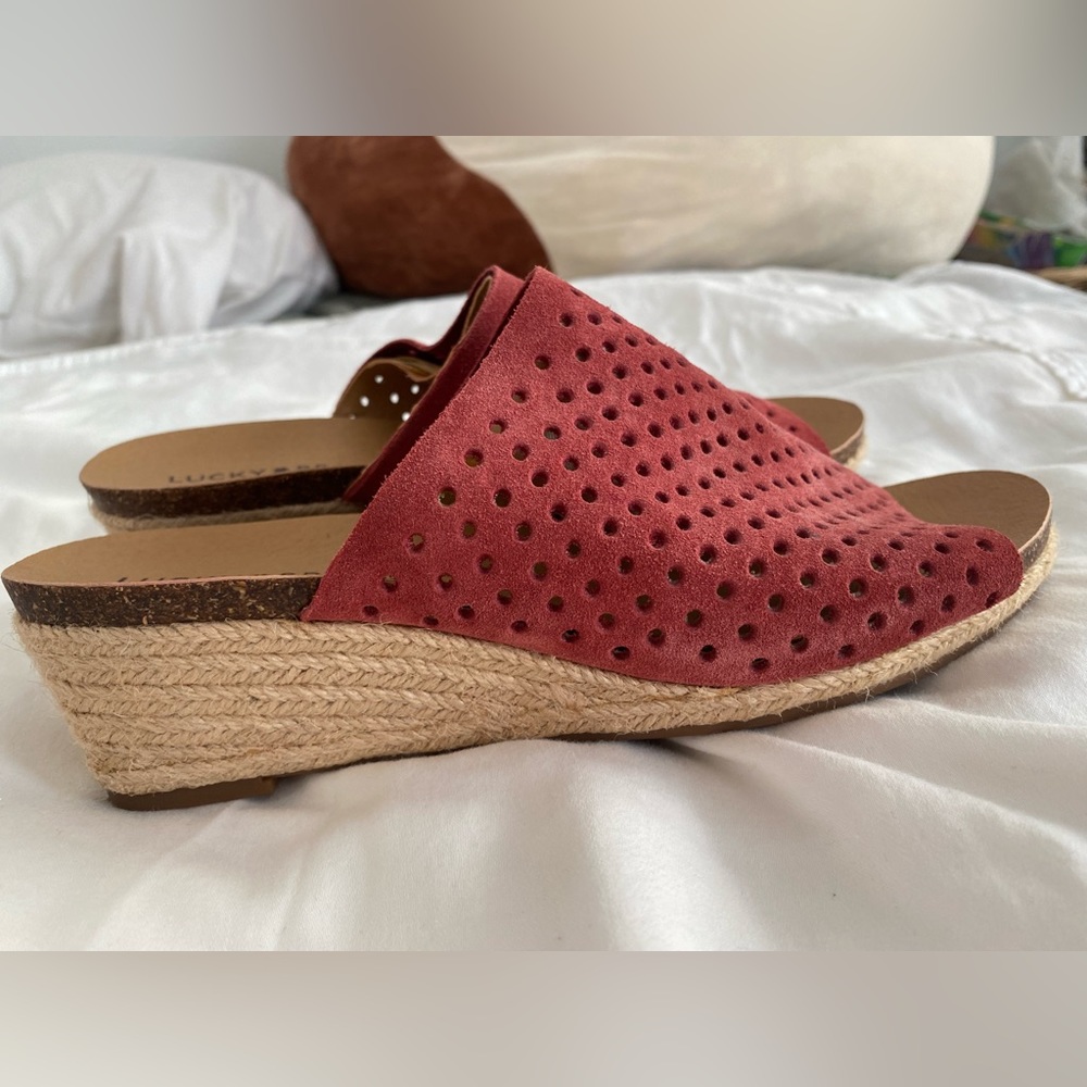 Lucky Brand Wedge Sandals - Picture 2 of 5